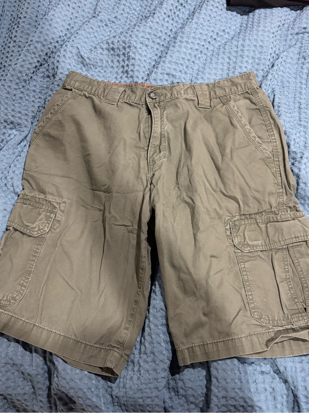 Eddie Bauer Olivr Cargo Shorts